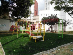 Las obras incluyen una zona de juegos nueva para niños.