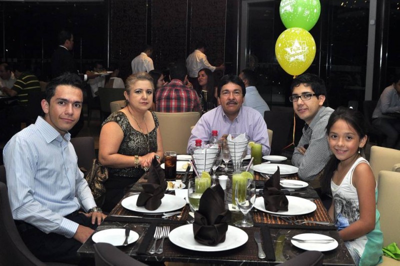 Andrés Fernando Núñez, Flor Ángela Arandia, Iván Núñez, Óscar Iván Núñez y Erika Núñez. - Laura Herrera / GENTE DE CABECERA