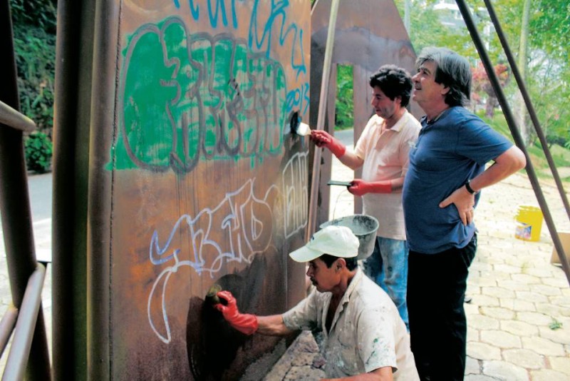 La remoción de los grafitis es una tarea cada vez más difícil, por la composición química de las pinturas y marcadores