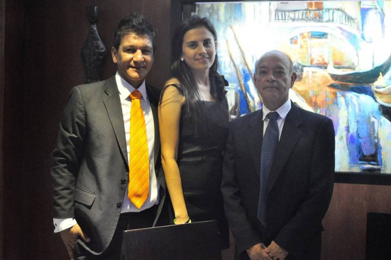 Hernando Toloza, coordinador del evento; Liliana Calderón, directora de Mercadeo, y José Miguel Gutiérrez, director del evento. - Laura Herrera / GENTE DE CABECERA