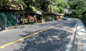 Así quedó un tramo de la calle 70 (carretera a la Udes) con las obras de pavimentaicón. - Suministrada / ENTE DE CABECERA