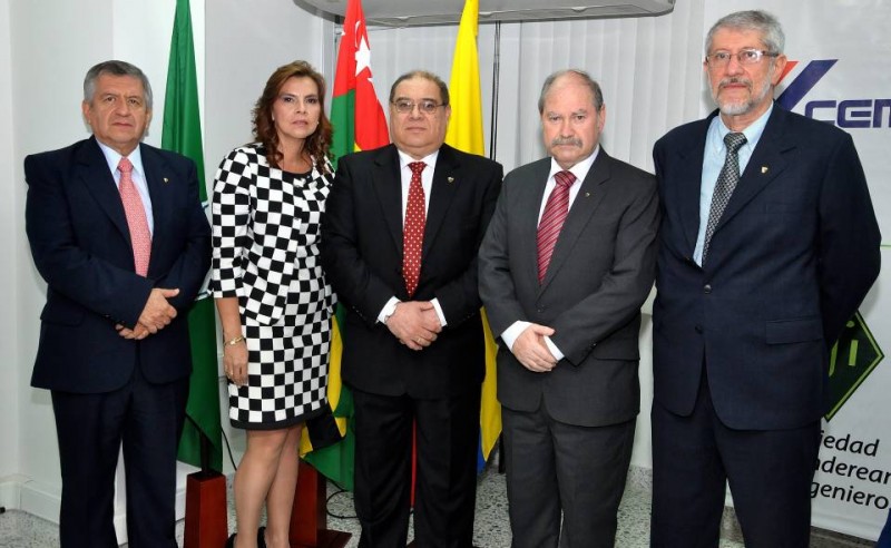 Luis Orlando Muñoz, Luz Mélida Gamboa, Carlos Yepes Maya, Rodrigo Fernández Fernández y Adriano Otero Pinedo. - Didier Niño / GENTE DE CABECERA