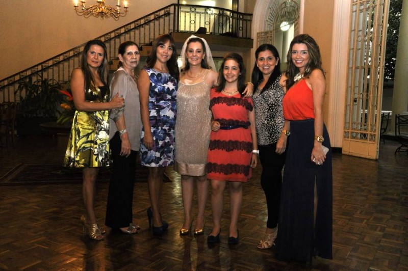 Magali Hernández, Blanca Peralta, Gina Milena Ibarra, Silvia Viviana Pinto Frattali, Ana Daniela Pinto Frattali, Laura Pinillos y Silvia Pinillos. - Laura Herrera / GENTE DE CABECERA