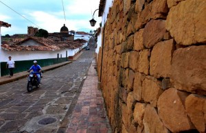 La arquitectura de Girón, Barichara o Socorro, y su gente, serán los temas del concurso de fotografía. - Archivo / GENTE DE CABECERA