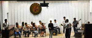 La banda sinfónica del colegio también estuvo presente en el encuentro.