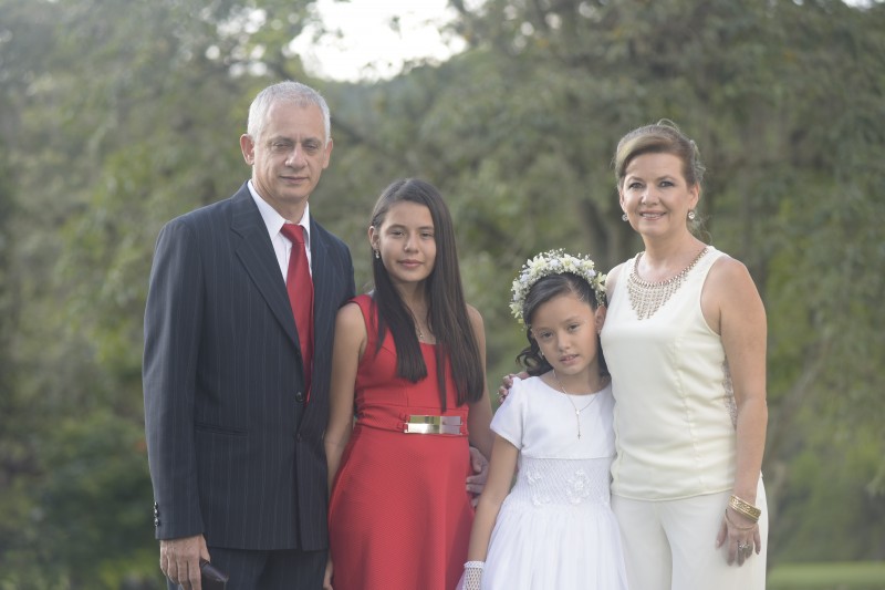 Darío Guerrero, Valentina Guerrero, Isabella Guerrero y Esperanza Rueda.