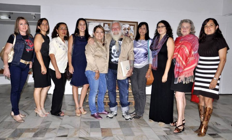 Jaqueline Maldonado, María Alice Gómez, Amparo Silva, Nidia Coy, Iliana Castellanos, Jorge Mantilla Caballero, Yadira Polo, Yamile Manrique, Margarita W. y Diana Sandoval. - Laura Herrera / GENTE DE CABECERA