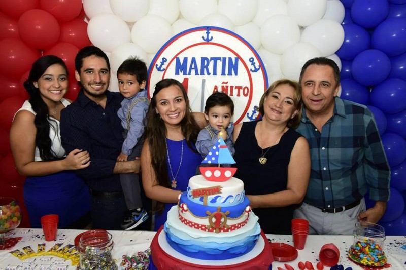 Laura Inés Serrano Reina, Fernando Serrano Reina, Juan Fernando Serrano Mogollón, Maira Viviana Mogollón C., Martín Fernando Serrano Mogollón, Martha Ofelia Reina Balaguera y Fernando Humberto Serrano Munar. - Suministrada Manuel Reyes Fotografía / GENTE DE CABECERA