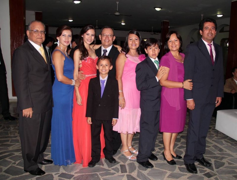 Víctor Hugo Sepúlveda Ariza, Marisol Peñaranda, Juliana Sepúlveda Peñaranda, Carlos Felipe Sepúlveda Peñaranda, Carlos Julio Sepúlveda Ariza, Juan David Ramírez Sepúlveda, Olga Lucía Sepúlveda Ariza y Henry Ramírez Santos. - Javier Gutiérrez / GENTE DE CABECERA