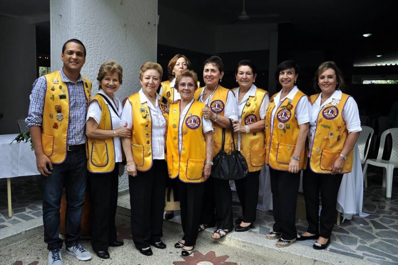 Iván Herrera, Gloria de León, Hilda de Serrano, Senovia de Velazco, Esperanza Meza de Pinzón, Gloria de Herrera, Elsa de García, Elcilia Joya Meza y Marta Inés Muñoz. - Laura Herrera / GENTE DE CABECERA