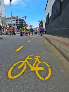 El ciclocarril quedó ubicado al costado derecho de cada carril de la carrera 27. - Suministrada Ciclaramanga / GENTE DE CABECERA