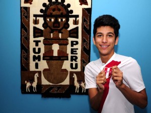 Pablo Fuermán, como buen peruano, apoyará desde su trabajo, en un restaurante en Cabecera, a su selección natal.