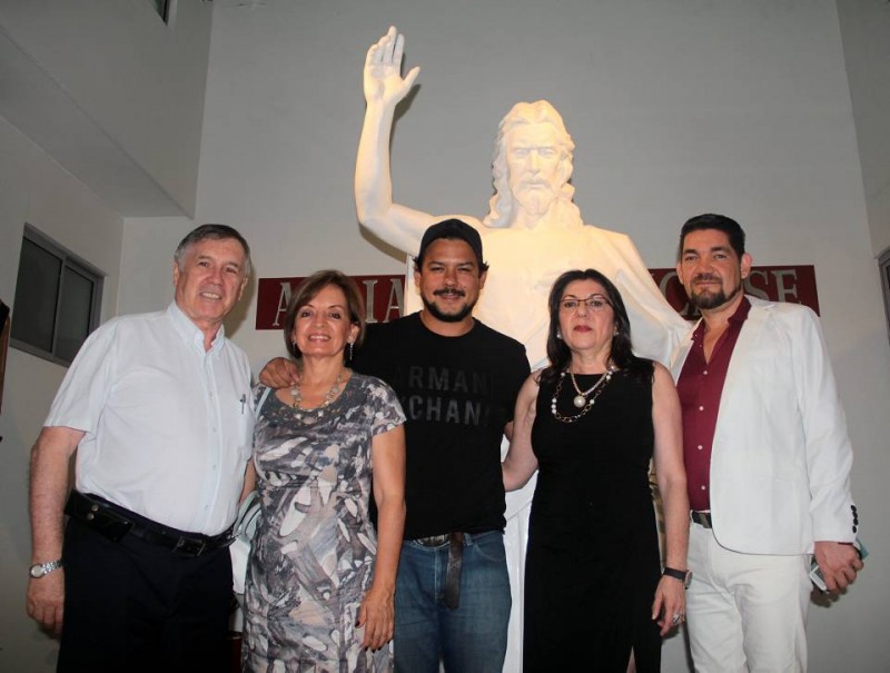 Jean Michel Chaupart, Patricia Roa, Juan José Cobos, Amparo Caballero y Ciro Miguel Caballero.  - Javier Gutiérrez / GENTE DE CABECERA