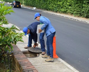 Funcionarios de Empas estuvieron en Terrazas y Pan de Azúcar verificando en qué estado está la tubería y pozos. - Suministrada / GENTE DE CABECERA