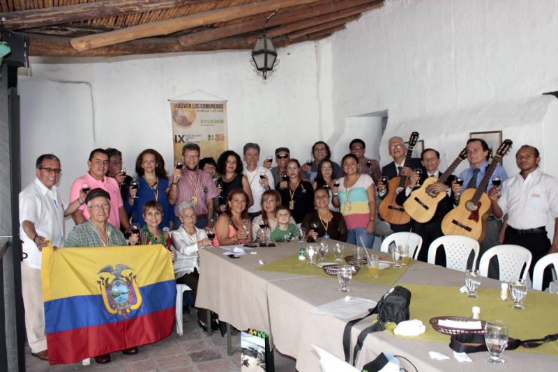 Jorge Contreras, Colombia; Bolívar López, Ecuador; Judith Bonilla, Ecuador; José Rueda, Colombia; Cristo García, Colombia; Blanca Zambrano, Colombia; Karin Quiroga, Colombia; Fernando Ardila González, director del evento; Tato Ospina, Colombia; Johanna Roso, Colombia; Jorge Figueroa, Argentina; Roxana Pinilla, Colombia; Juan Pablo Silva, Colombia; Yuli Marlín, Colombia; José Sarmiento, Campo Elías González, Jaime Moreno, Arnaldo Núñez; Pedro Reino, Ecuador; Betty García, Colombia; María Inés González, Colombia; Alba Castellanos, Colombia; Luz Amparo Moreno, coordinadora del evento; Emanuel Quiroga y Cecilia Urrutia, de Colombia. - Fabián Hernández / GENTE DE CABECERA