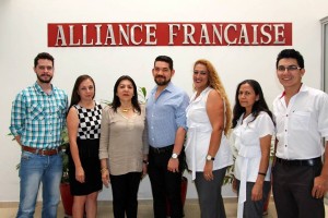 Este es el personal de la AF: Juan Sebastián Sorzano, coordinador cultural; Ligia Martínez Sánchez, contadora; Amparo Caballero Picón, directora; Ciro Miguel Caballero, administrador; Diana María Velázquez, secretaria de dirección; Elena Rojas, servicios generales y Jhonathan Ardila, recepción y atención al cliente