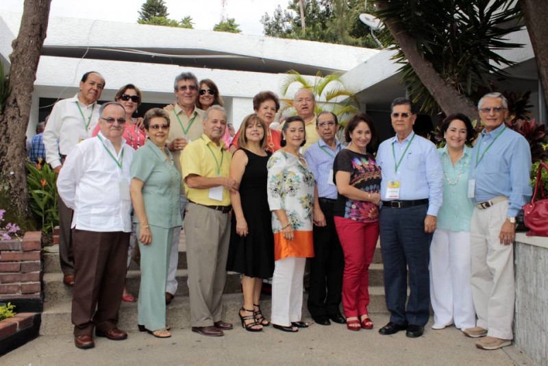 Ismael Plata Vera, María Eugenia Prince, Carlos Trujillo, Patricia López, Azucena de Dávila, Gerado Dávila, Armando Pieschacón, Érika de Pieschacón, Néstor Orlando León, Miryam Barbosa de León, Maria Elena de Castillo, Henry Castillo, Ludín Álvarez, Alberto Moreno, Martha de Cavanzo y José Cavanzo. - Fabián Hernández / GENTE DE CABECERA