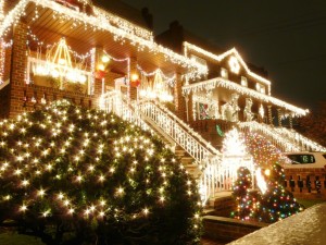 Navidad, la época en que más luces se encienden.