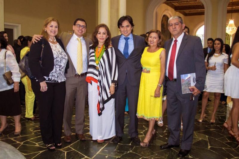 Luz Stella de Marín, Édgar David Gómez Lahitton, Alba Lahitton Solano (directora de Asomde), Juan Carlos Celis Páez, Elvia Hercilia Páez Gómez y Danilo Gutiérrez. - Suministrada/GENTE DE CABECERA