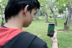 El Parque San Pío está entre los sitios predilectos de los jugadores porque allí se encuentran gran cantidad de pokemones. - Fabián Hernández/GENTE DE CABECERA