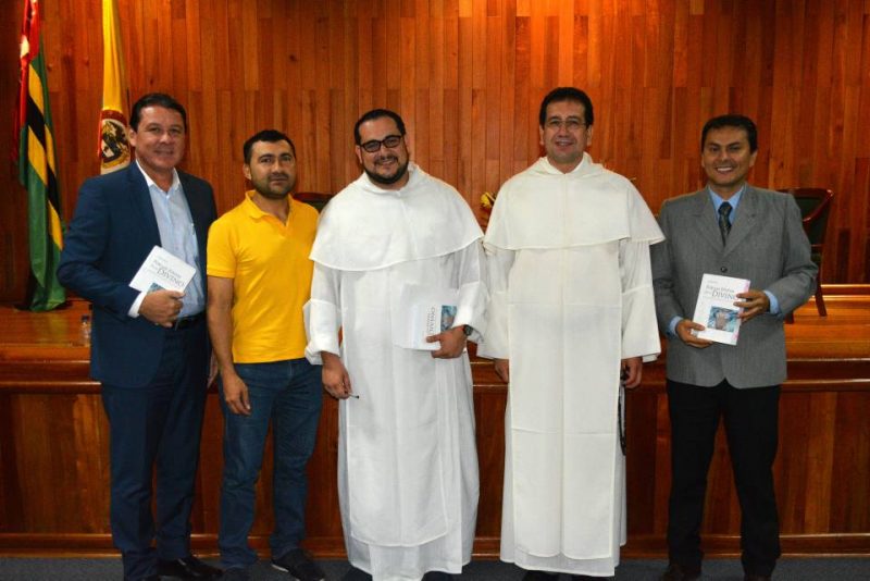 Jorge Luis Gómez, Fray Inael Sánchez Hernández, Fray Adrián Mauricio García Peñaranda, Fray Samuel Elías Forero Buitrago y Juan Pablo Monsalve. - Suministrada/GENTE DE CABECERA