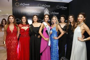 Silvia Becerra, Andrea Tavera, Laura Patiño,  Yenifer Hernández Jaimes -Señorita Santander 2016- , María Claudia Peñuela, Estefanía Prieto, Ashley Ordóñez y Paola Trujillo