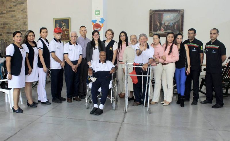 María Fernanda Rojas Montoya, Viviana Gómez, Rosalba Cuadros, Martín Serrano, Pedro Celestino Sepúlveda, Andrés Mier, Melisa Corredor, Ludis Zapata, Luz Dary Soto, Sor Gilma Silva Ochoa, Lino Rodolfo Jaimes, Luis Alfredo Santos, Laura Reyes, Slendy Alfonso, Diana Holguín, Ricardo Baquero y Leonardo Sandoval. - Fabián Hernández /GENTE DE CABECERA