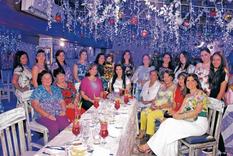 Inés de Gamboa, Leonor Serrano, Gladys Moreno, Bibiana Suárez León, Luz Marina Pinto, Miryam Moreno, Alexia Márquez, María Teresa Urbina, Sandra Dorzán, Mónica Silva, Ximena Gamboa, Marlyn Quintero, Rosalba León, Isabella Tafur, Carmen Elisa León, Beatriz de Vargas, Norma Vásquez, Andrea Plata, María Angélica Lesmes y Adrianita Aguilar. - Jaime Del Río /GENTE DE CABECERA